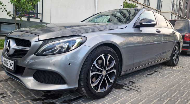Легкове авто Mercedes Львів Легкове авто Mercedes оренда у Львові