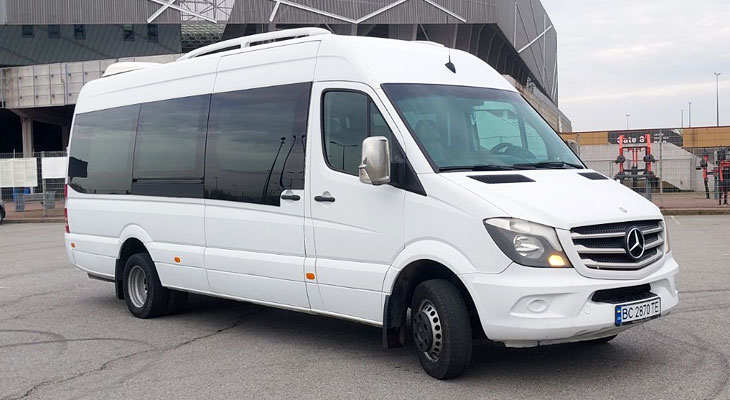 Мікроавтобус Mercedes Sprinter Львів Оренда мікроавтобуса Mercedes Sprinter ціна у Львові